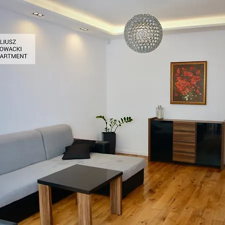 Apartament Slowackiego 公寓